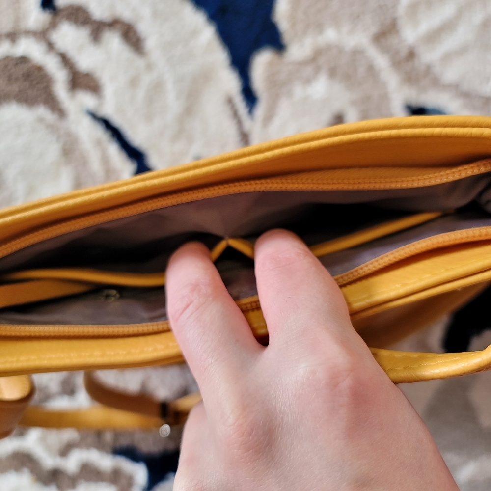 Nicole Miller New York Cross body bag - Picture 8 of 9